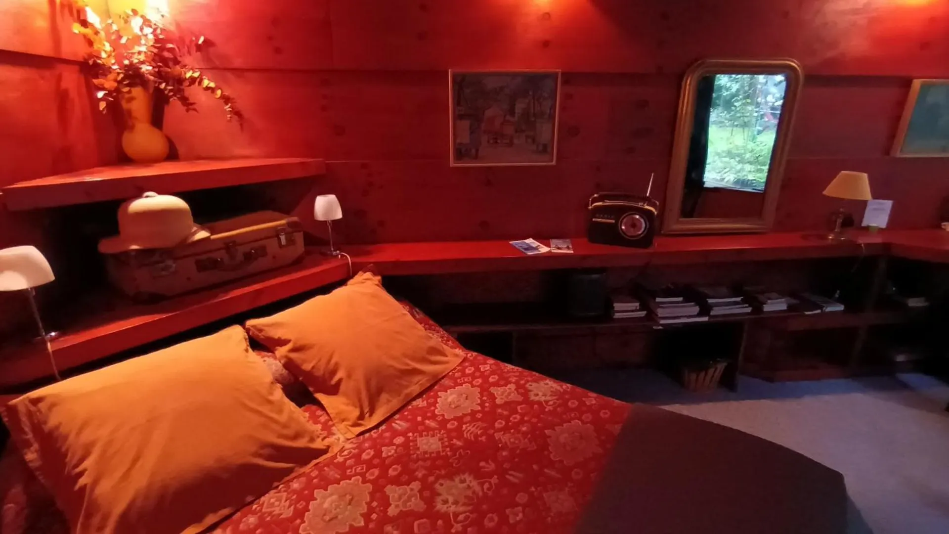Bed & Bamboo بيت ضيافة باريس